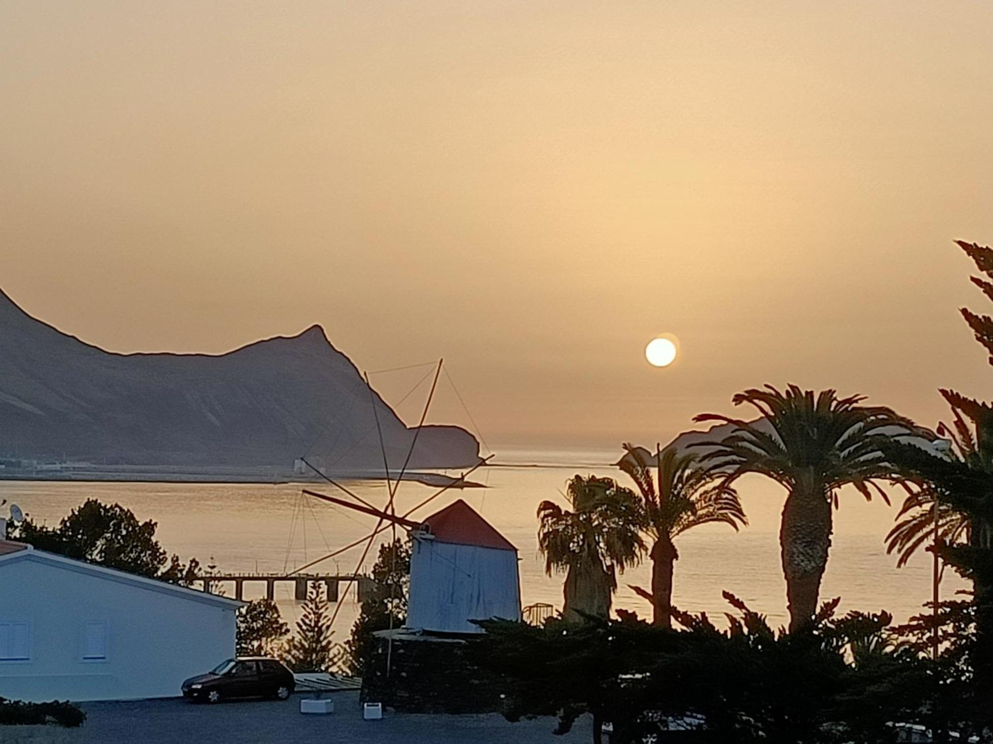 Golden Beach House Porto Santo Eksteriør billede